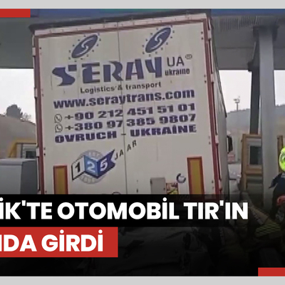 Pendik'te otomobil TIR'ın altında girdi