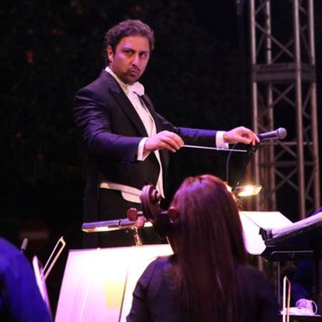 Genç piyanistler yarışıyor