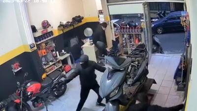 Motosiklet tamirhanesine silahlı saldırı!