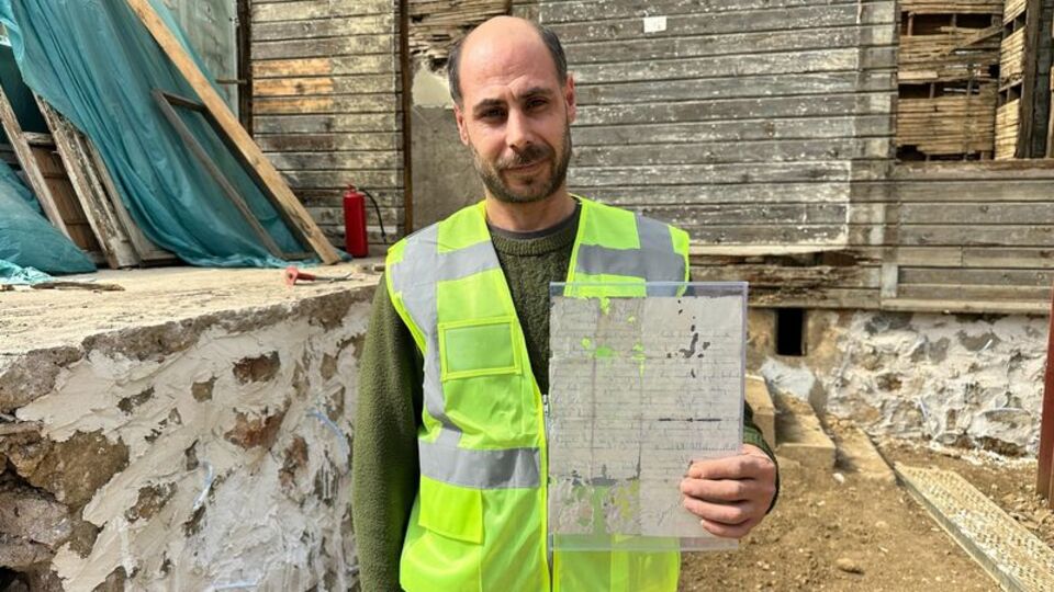 Duvarların arasından 1964 yılından 'aşk' çıktı