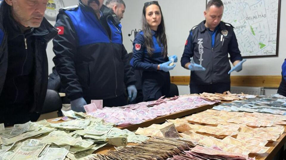 Merak edilen soru... Dilenciden kaç lira çıktı?