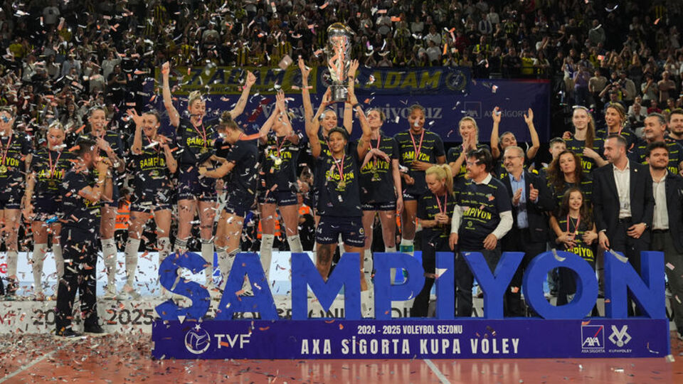 Kupa Voley'de şampiyon Fenerbahçe!