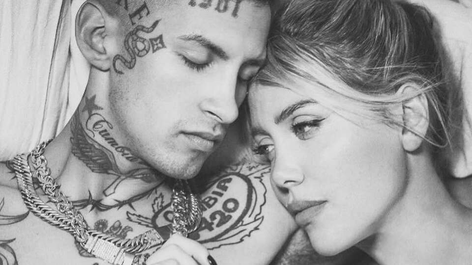 Sevgilisinin yaş gününü kutladı