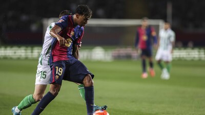 Barça'nın 9 maçlık serisini Betis bitirdi!