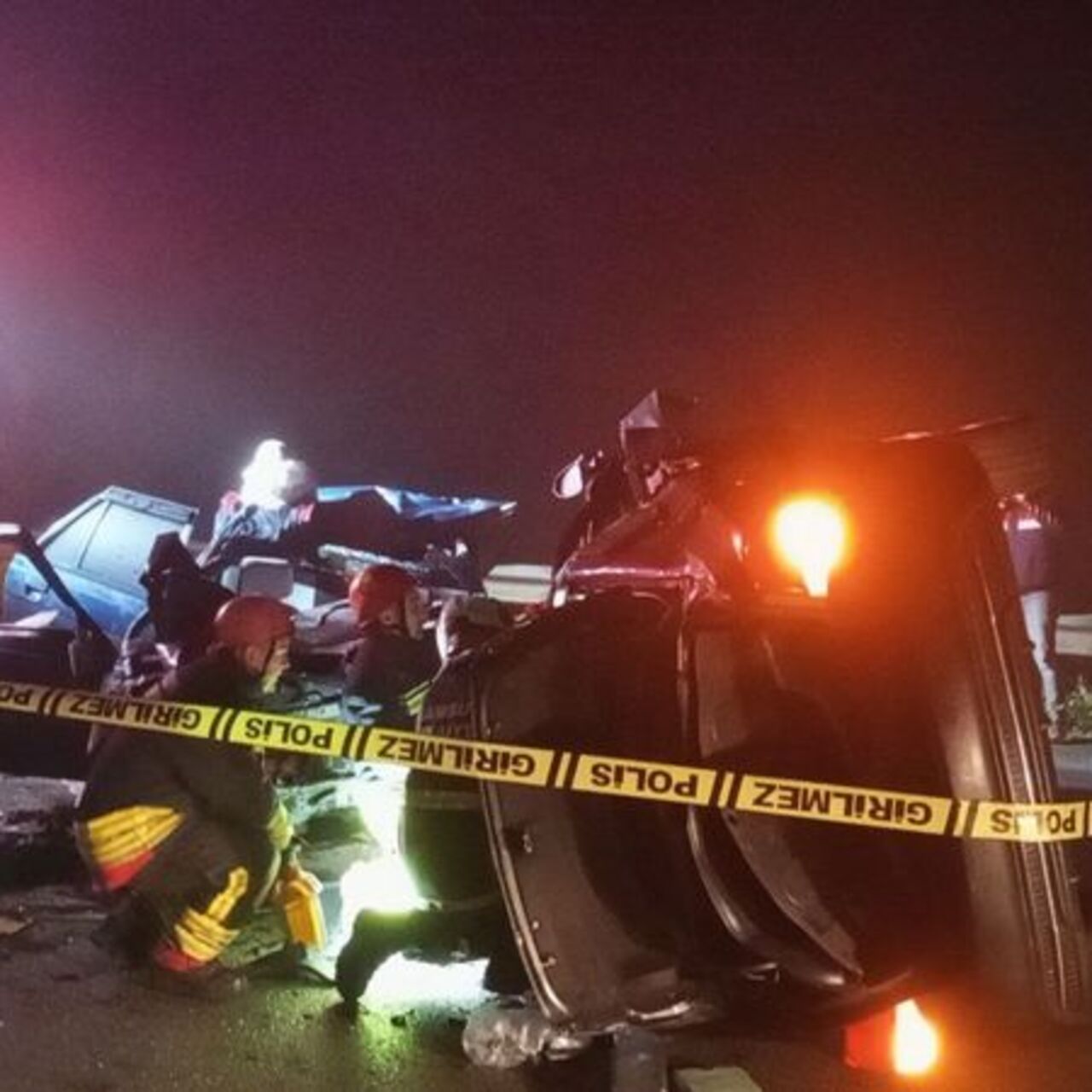Samsun'da iki otomobil çarpıştı: 5 ölü