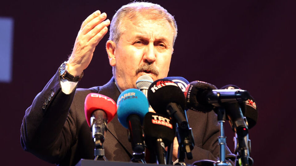 Destici'den, Özgür Özel'in açıklamalarına tepki