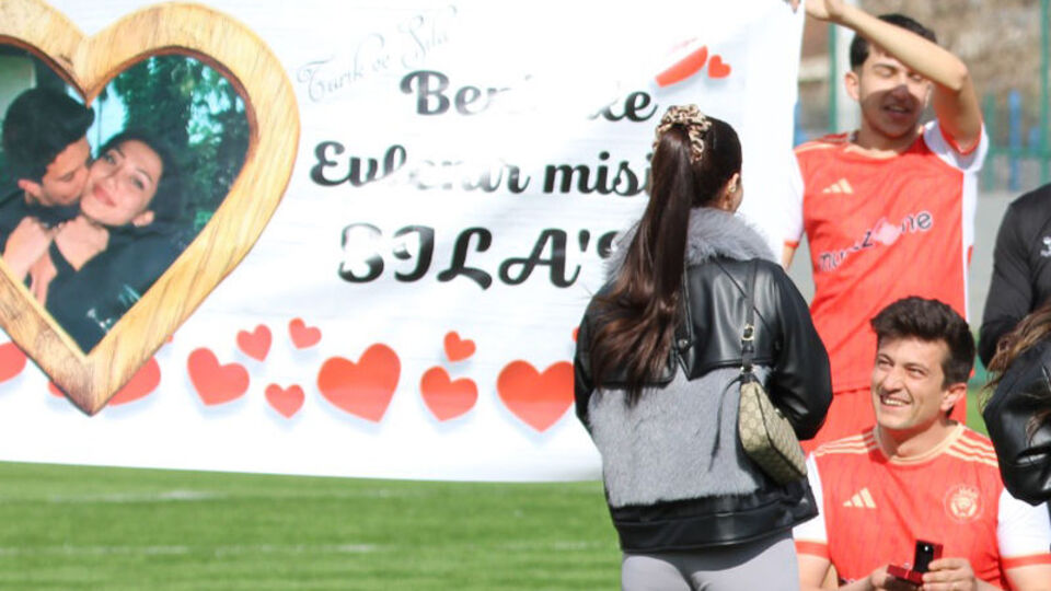 Maç sonrası evlilik teklifi