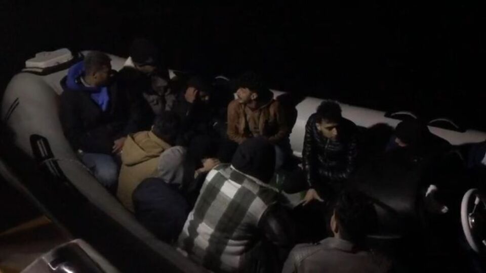 Bodrum açıklarında 32 düzensiz göçmen yakalandı