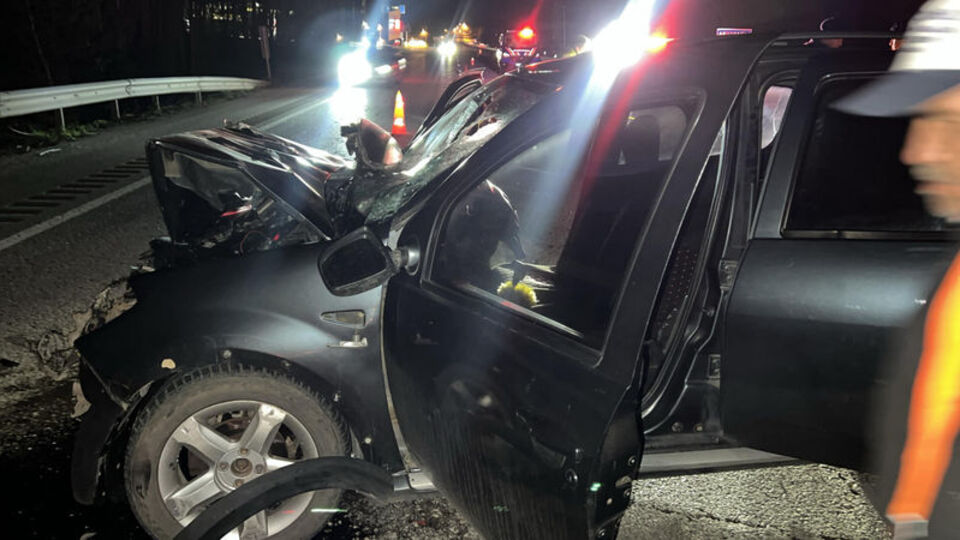 TIR'a arkadan çarpan otomobil sürücüsü öldü