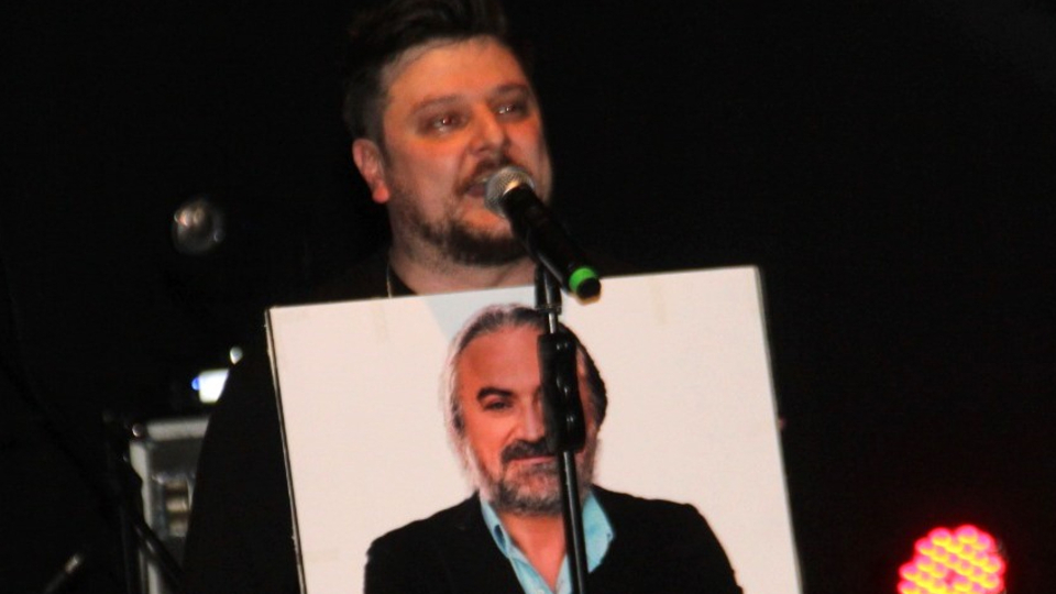 "Biz onun şarkılarıyla büyüdük"