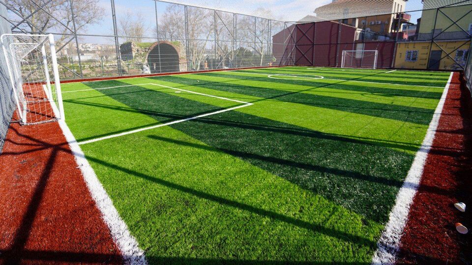 Sakarya'ya 20 spor sahası yapılacak