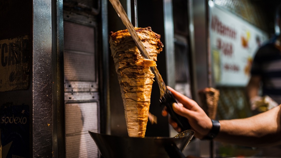 Kanatlı etler pişirildikten sonra hemen tüketilmeli