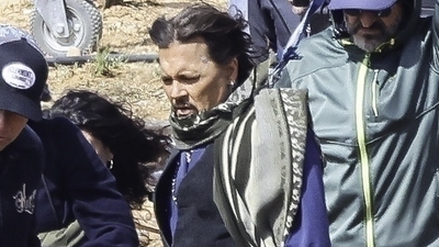 Kaybettiği yılların acısını çıkarıyor