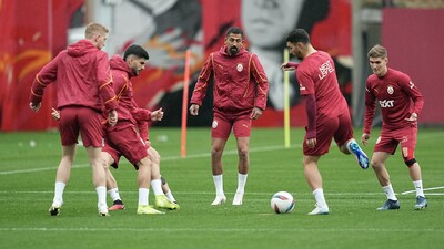 Galatasaray'da Samsunspor mesaisi sürüyor!