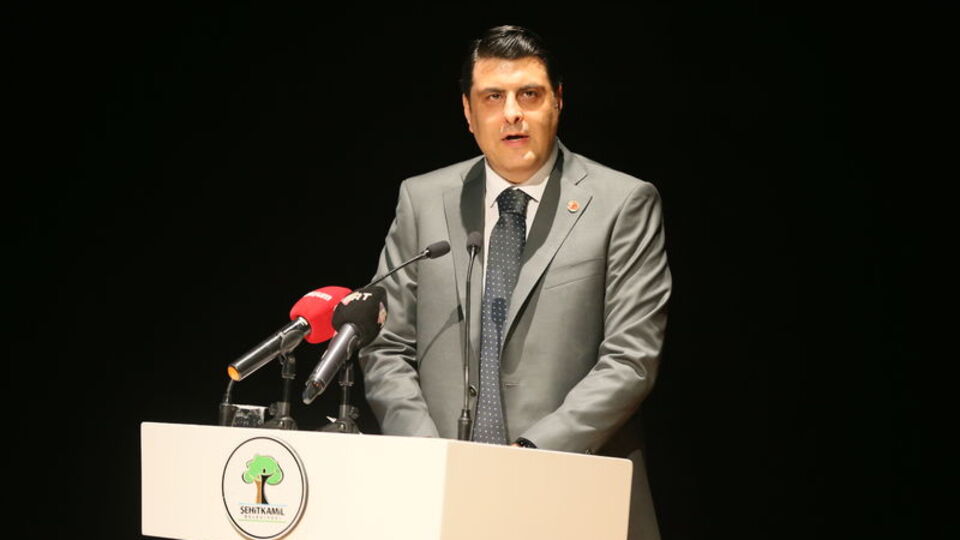 Umut Yılmaz partisinden istifa etti