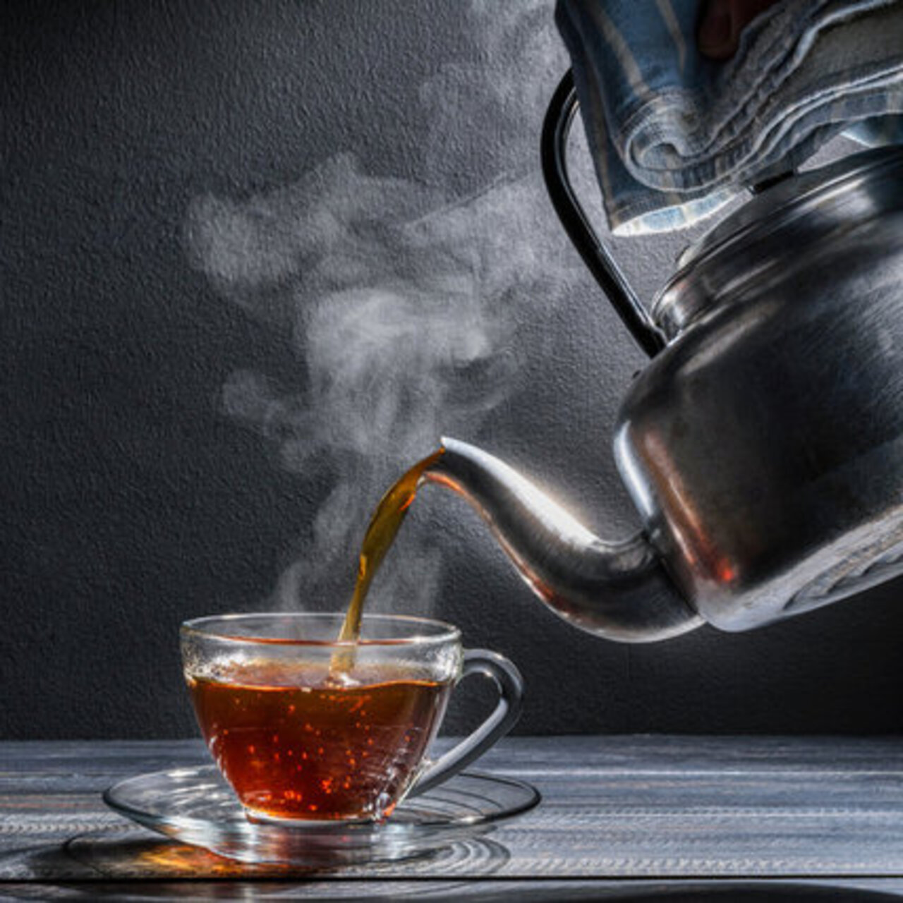 Demlenen çay ne kadar sürede tüketilmeli?