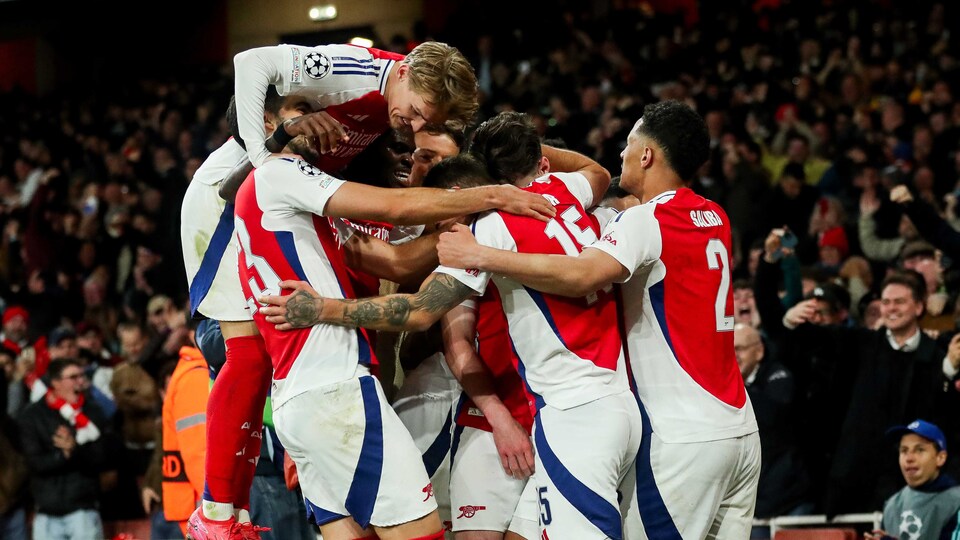 Arsenal, Real Madrid'i dağıttı!