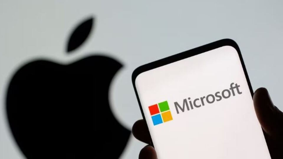 Trump'ın tarifeleri Apple'ı sarstı, Microsoft zirveye yerleşti
