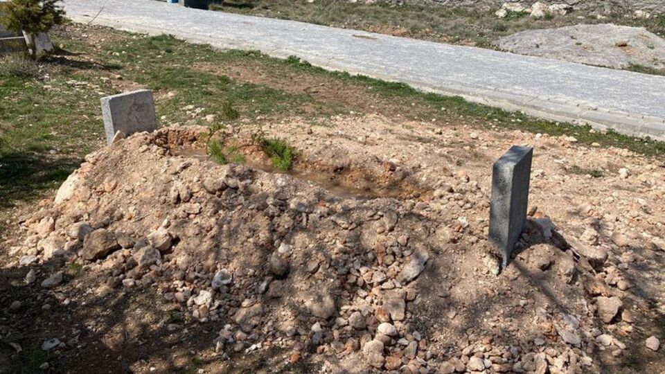 3 yaşındaki kızını boğazını keserek öldürmüştü! O anneye iyi hal indirimi verildi