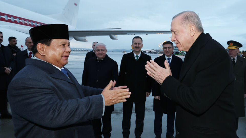 Cumhurbaşkanı Erdoğan Endonezya Cumhurbaşkanını karşıladı