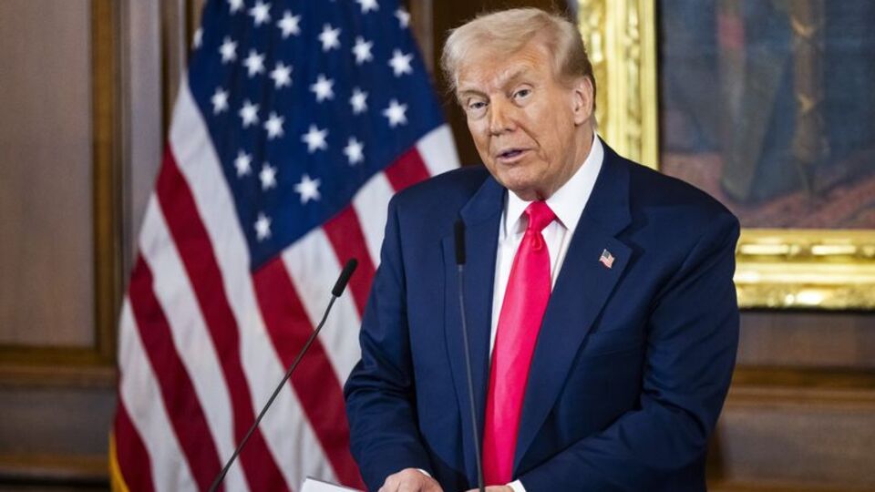 Trump: Çin hariç diğer ülkelere vergiler 90 gün askıya alındı