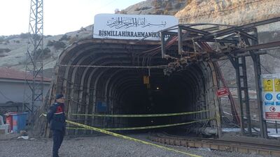 Maden ocağında göçük: 13 işçi yaralı