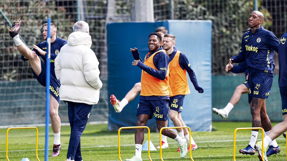 Fenerbahçe'de Sivasspor mesaisi sürüyor!