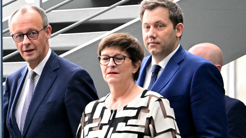 Almanya'da koalisyonu kuran Friedrich Merz'ten ilk mesaj