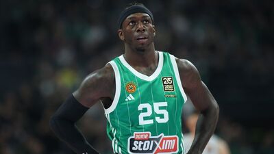 Nunn 3 yıl daha Panathinaikos'ta!