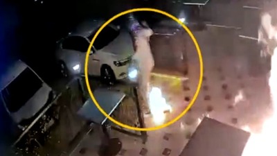 Kundakçı kendini yaktı!