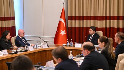 Bakan Tunç, Avrupa İşkencenin Önlenmesi Komitesi Başkanı Mitchell ile görüştü