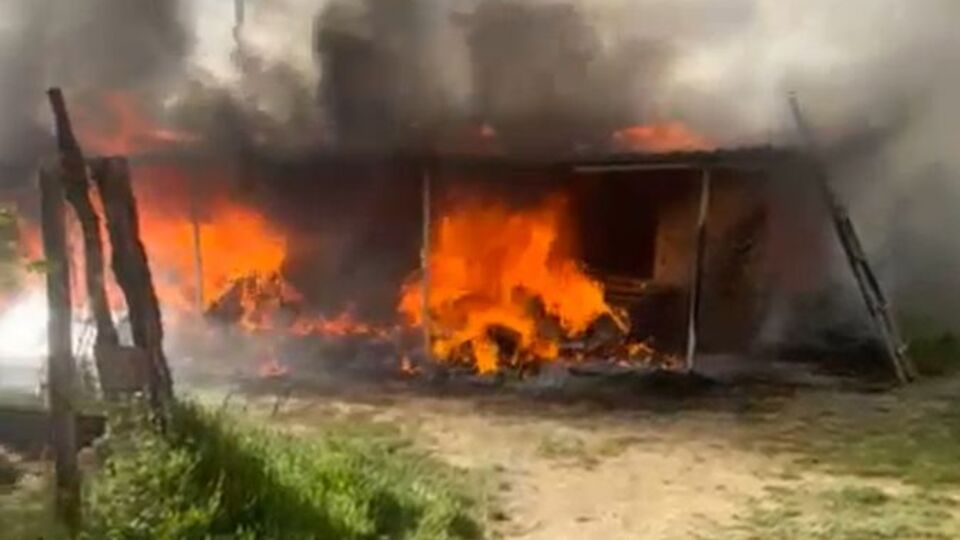 1 yıl önce eşi ölen 2 çocuk annesinin evi yandı