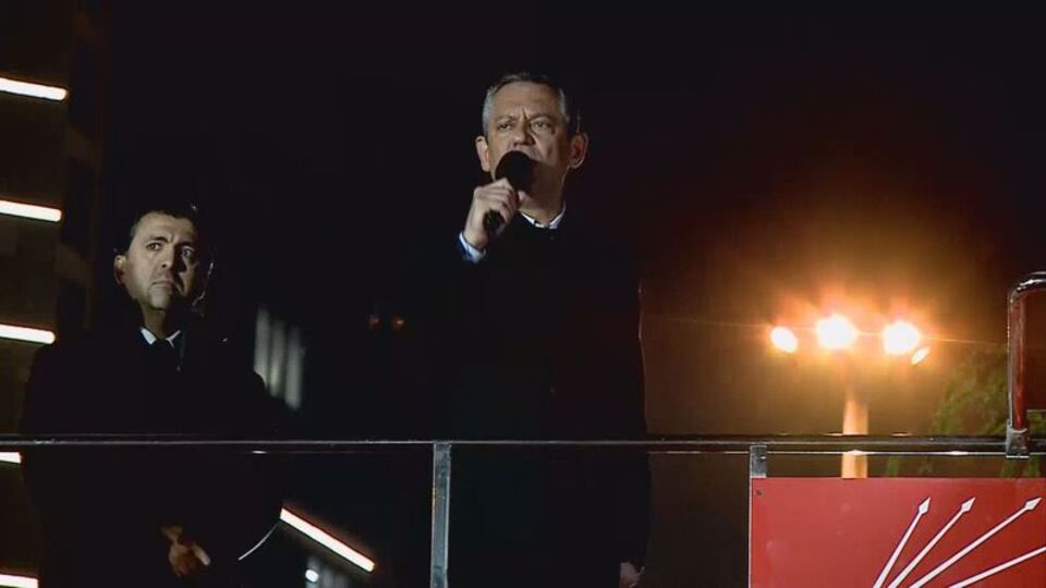 CHP lideri Özel, Guardian'a konuştu