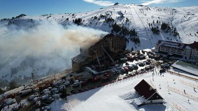 Yangın elektrikli ızgaradan çıkmış