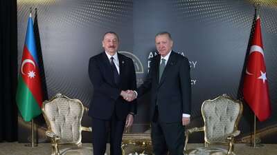 Cumhurbaşkanı Erdoğan Aliyev ile görüştü