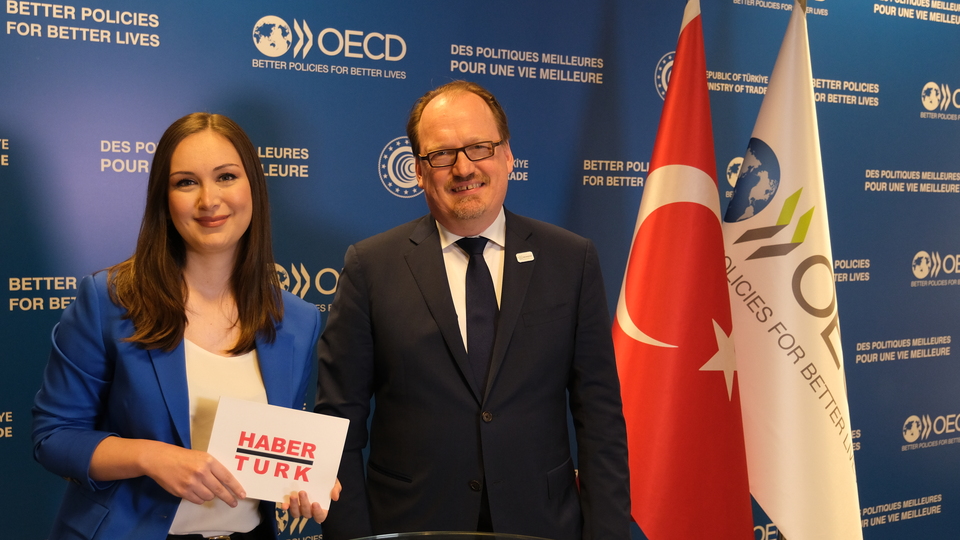 "Yatırımı kolaylaştırmak için prosedürler serbestleştirilmeli"