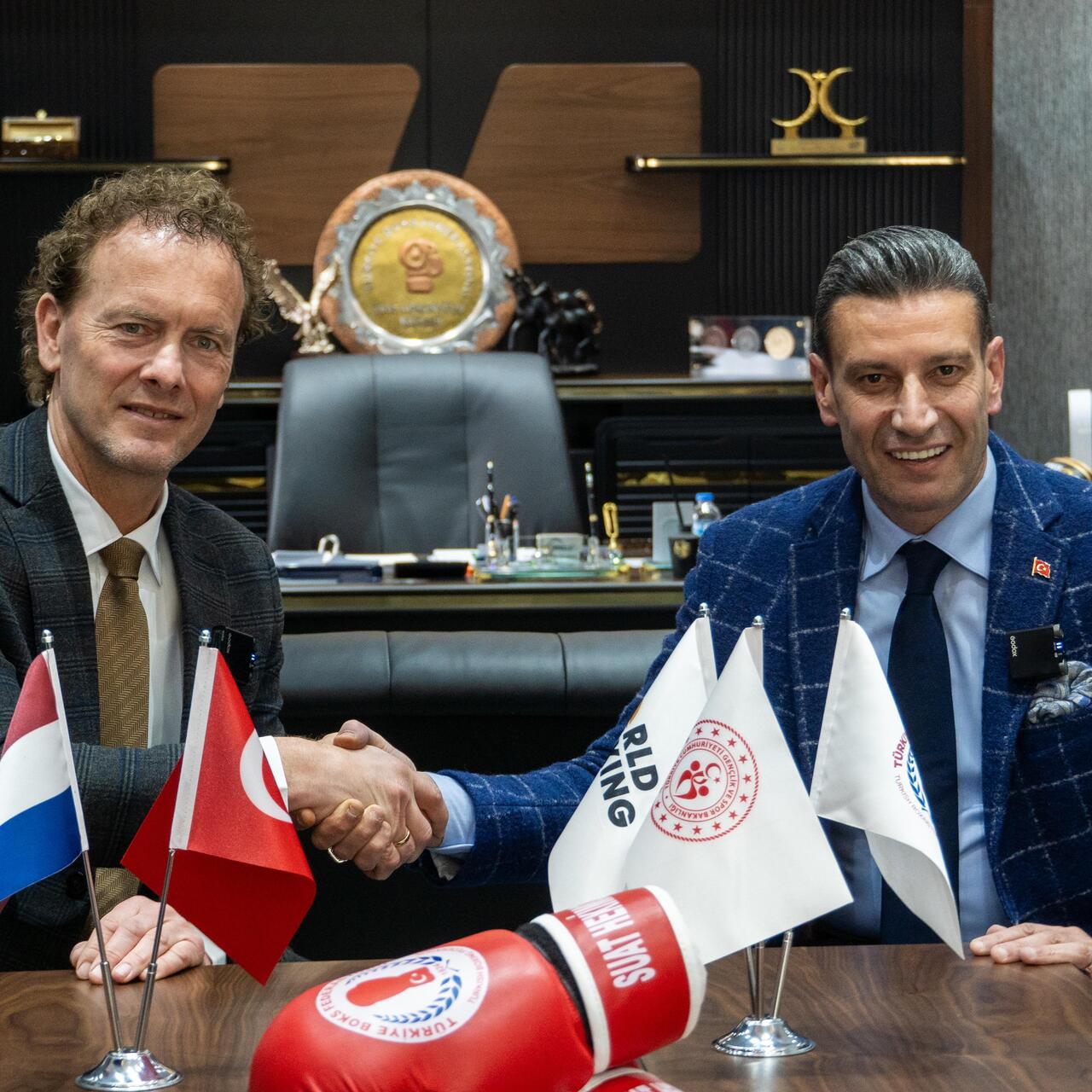 Van der Vorst'tan Türkiye Boks Federasyonu'na ziyaret