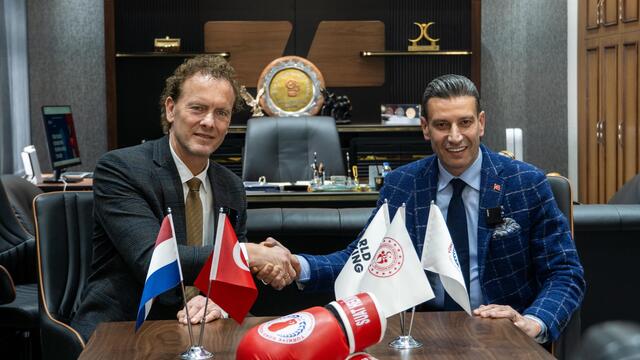 Van der Vorst'tan Türkiye Boks Federasyonu'na ziyaret