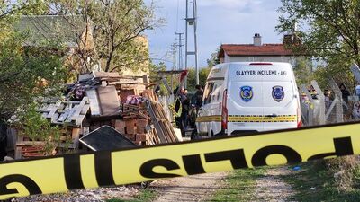 Eşini öldürüp intihar etti