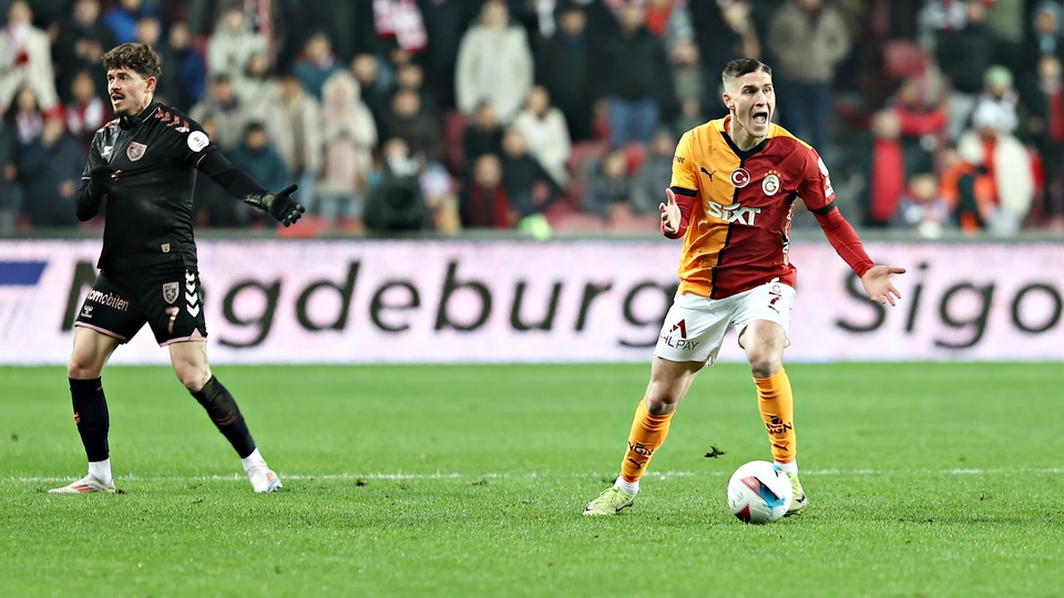 Galatasaray'a Sallai'den kötü haber!