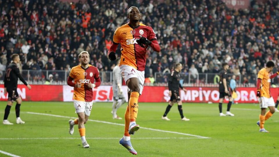 G.Saray'ı Osimhen sırtlıyor!