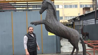 Avcılar'da demir ustasından sanat