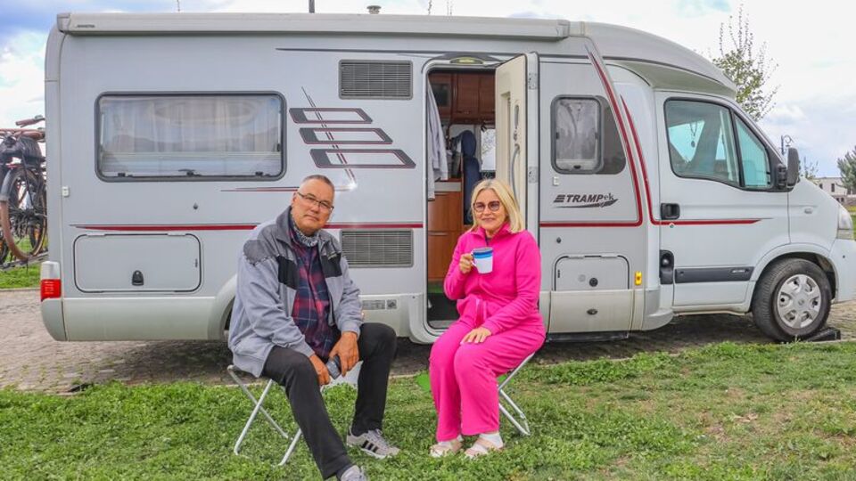 Karavanla yola çıkan Polonyalı çift, Diyarbakır'a hayran kaldı