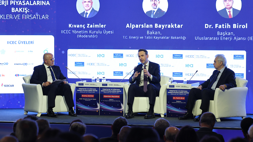 18. IICEC Konferansı'nda dünya enerji piyasalarına ilişkin önemli mesajlar