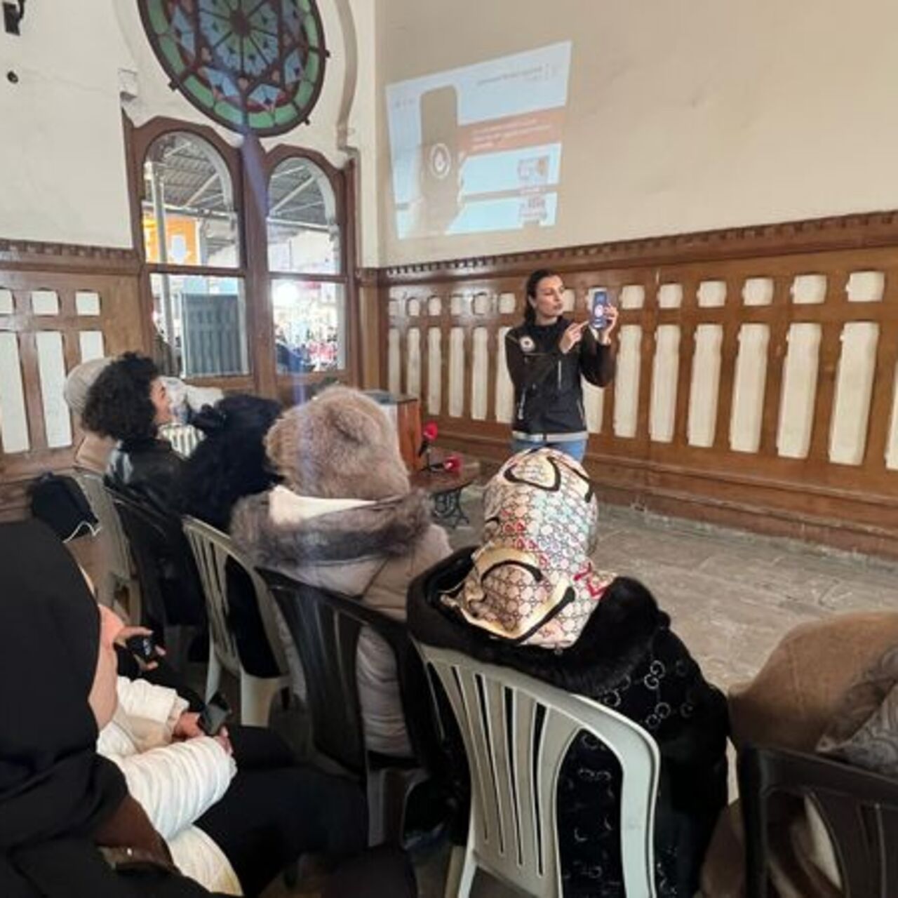 Annelere narkotik eğitimi