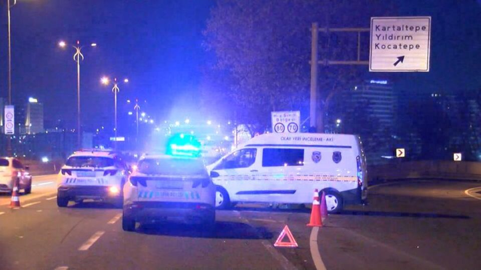 Bayrampaşa'da zincirleme kaza: 2 ölü, 4 yaralı