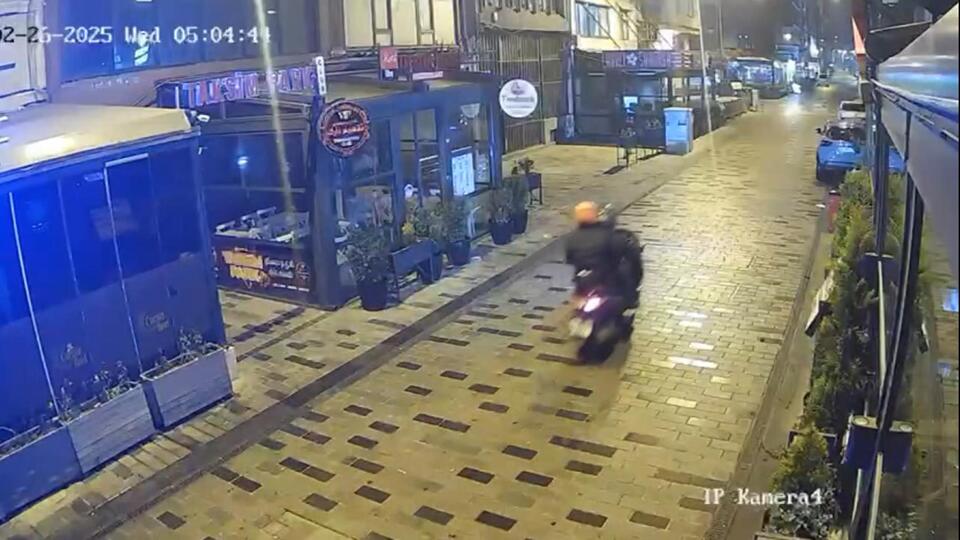 Silah sesini torpil sesiyle gizlediler!