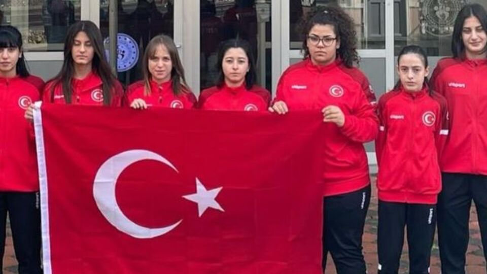 Ayşenaz Tosun, Gençler Avrupa şampiyonu!