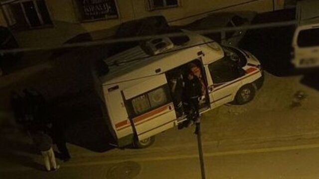 Eski eşinin erkek arkadaşını öldürdü