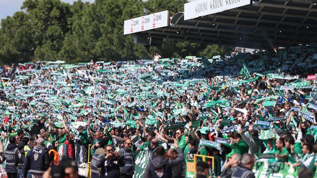 Bursaspor tribünlerinde şampiyonluk coşkusu!